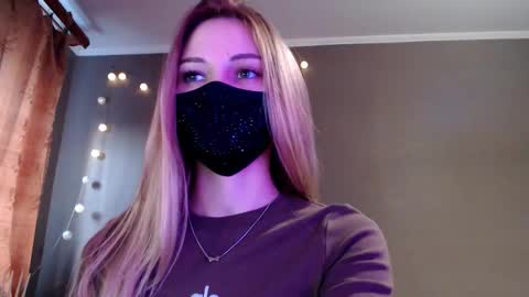 Lily online show from 7, 3, 2026