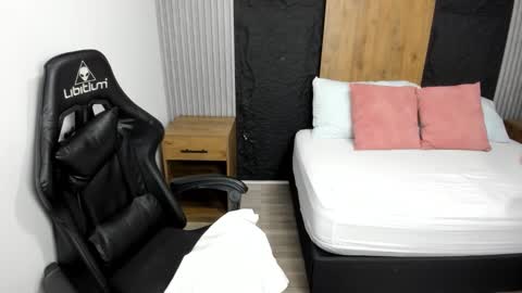 Iris online show from 19, 2, 2026