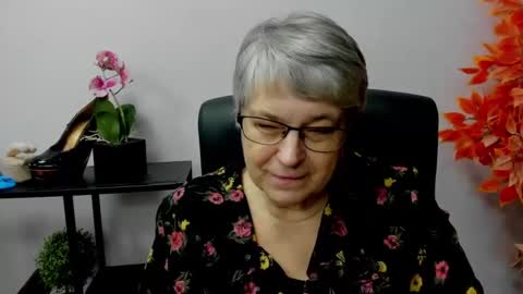 I R I S online show from 2, 12, 2024