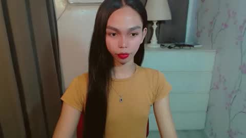 IRISH AND TRIXIE online show from 3, 4, 2026