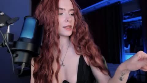 Miss Iris Fansly Miss Iris new inst.  online show from 10, 9, 2025