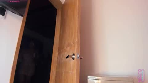 iris online show from 8, 3, 2026