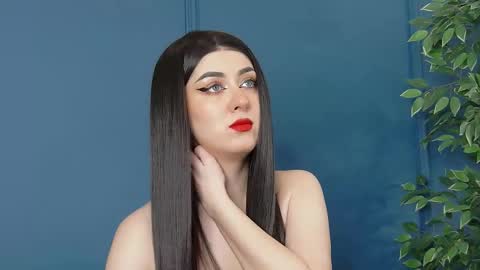 irissbell online show from 16, 12, 2025