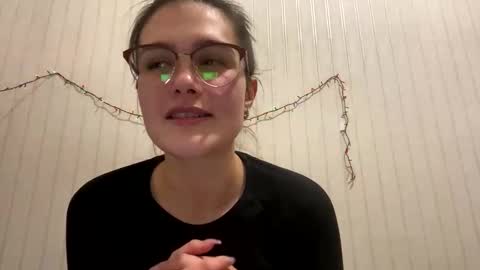 irisss31 online show from 26, 12, 2024