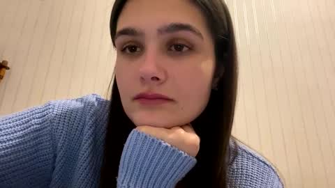 irisss31 online show from 5, 3, 2025