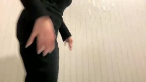 irisss31 online show from 8, 3, 2025