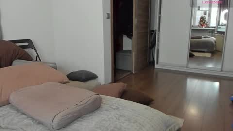 ironhulk22 online show from 13, 1, 2025