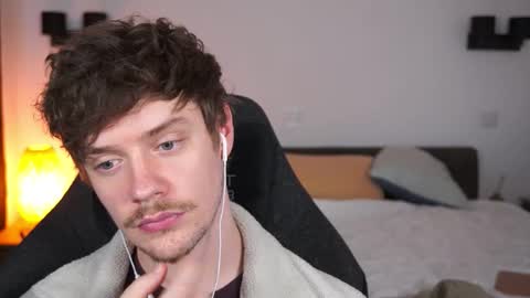 Snapshot of ironthud chatting on 3, 10, 2025 Sam online show from 3, 10, 2025