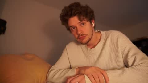 Snapshot of ironthud chatting on 21, 10, 2025 Sam online show from 21, 10, 2025