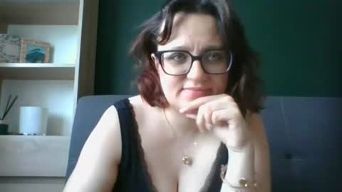 Snapshot of irresistibleparis chatting on 8, 7, 2026 Paris online show from 8, 7, 2026