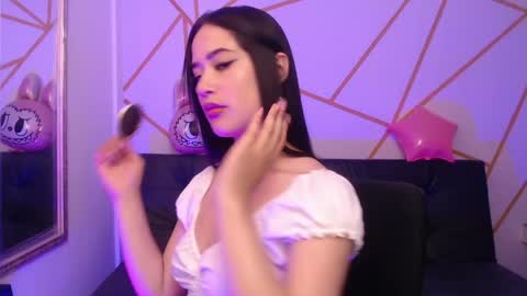 Snapshot of isa__rodriguez chatting on 12, 5, 2026 isa__rodriguez online show from 12, 5, 2026