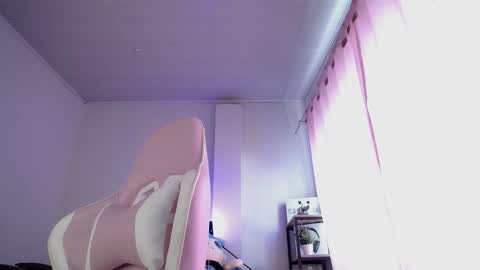 Isabella  online show from 11, 1, 2026