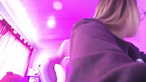 Snapshot of isa_farrah chatting on 12, 7, 2026 Isabella online show from 12, 7, 2026