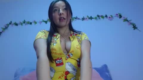 Snapshot of isa_jones1 chatting on 2, 2, 2025 isa_jones1 online show from 2, 2, 2025