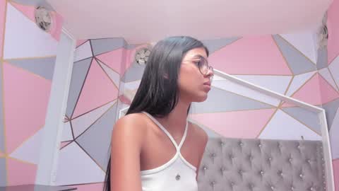    online show from 10, 2, 2025