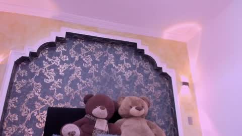 Snapshot of isa_little_star chatting on 28, 12, 2024 Isa online show from 28, 12, 2024
