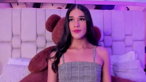 Snapshot of isa_little_star chatting on 14, 2, 2025 Isa online show from 14, 2, 2025
