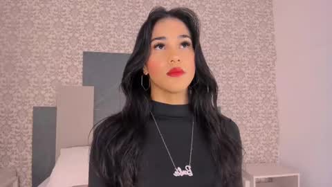 Snapshot of isa_little_star chatting on 26, 9, 2025 Isa online show from 26, 9, 2025