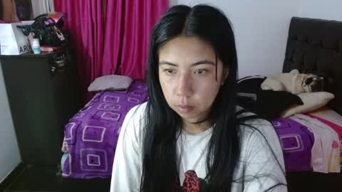 Snapshot of isa_mey chatting on 1, 11, 2025 Isa online show from 1, 11, 2025