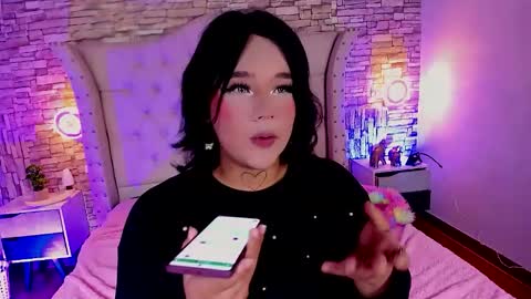 isa_queen_ts online show from 21, 10, 2025