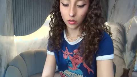 Snapshot of isa_r chatting on 27, 9, 2025 isa_r online show from 27, 9, 2025