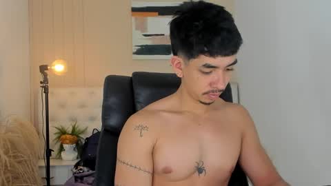 isaac_cryston online show from 9, 2, 2026