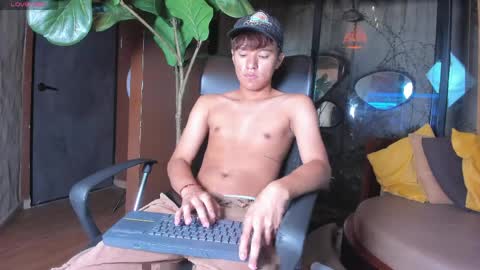 isaac_grimm online show from 9, 4, 2026