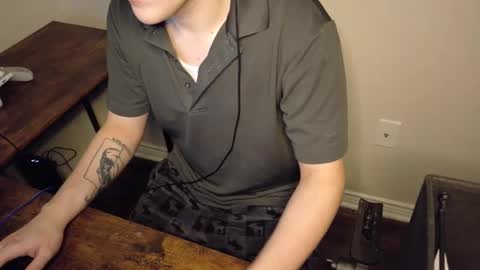 isaac online show from 30, 3, 2026