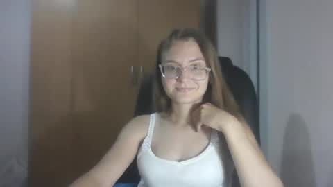 Snapshot of isabel_loveee chatting on 15, 9, 2025 isabel_loveee online show from 15, 9, 2025