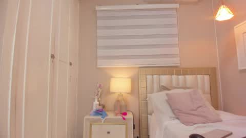 isabela__x online show from 14, 5, 2026