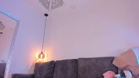 Isabela online show from 19, 2, 2025