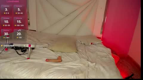 I S A B E L A ISA  online show from 26, 9, 2025