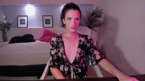 Snapshot of isabelfernandez chatting on 27, 9, 2025 IsabelFernandez online show from 27, 9, 2025
