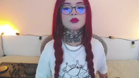    online show from 4, 12, 2024