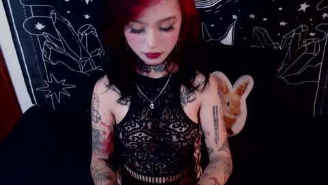    online show from 28, 12, 2024