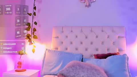   online show from 10, 3, 2025