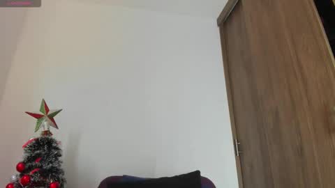  Isabel Lopez online show from 19, 12, 2025