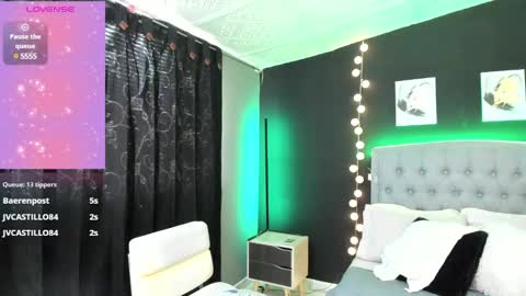 Snapshot of isabella_lt chatting on 5, 2, 2025 online show from 5, 2, 2025