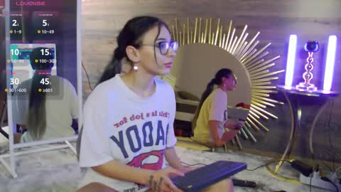 Snapshot of isabella_luxx chatting on 14, 10, 2025 Isabella online show from 14, 10, 2025