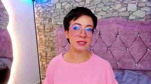 Isabella online show from 9, 7, 2026