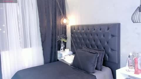 Isabella Nowa online show from 24, 3, 2026