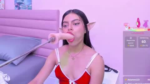 Snapshot of isabella_santos1 chatting on 5, 3, 2025 Isabella online show from 5, 3, 2025