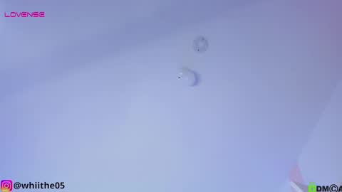 Isabella White online show from 31, 1, 2025