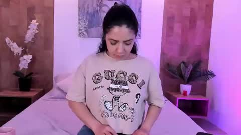 Snapshot of isabella_winkler chatting on 18, 7, 2026 isabella_winkler online show from 18, 7, 2026