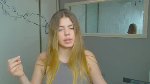 Snapshot of isabellabler chatting on 6, 12, 2024 isabellabler online show from 6, 12, 2024