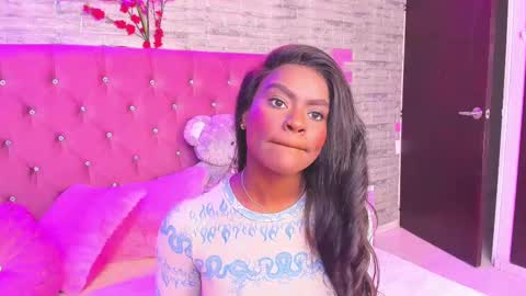 Snapshot of isabellabroms21 chatting on 9, 2, 2025    v online show from 9, 2, 2025