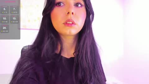 Snapshot of isabellagh1 chatting on 28, 2, 2025 Instagram soybella01 online show from 28, 2, 2025