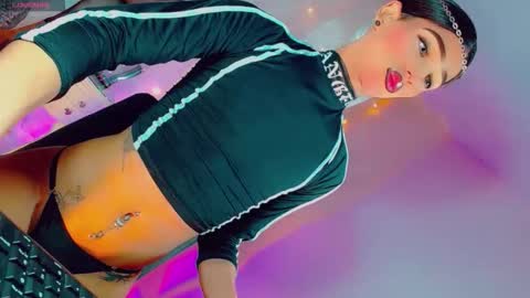 isabellagirs online show from 9, 2, 2026