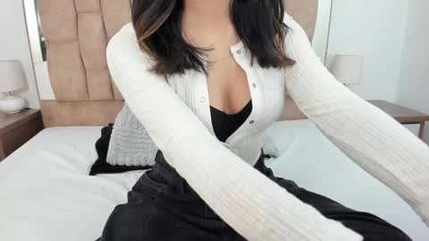 isabellakai online show from 21, 9, 2025