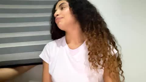 Isabella.. back again  online show from 17, 12, 2024